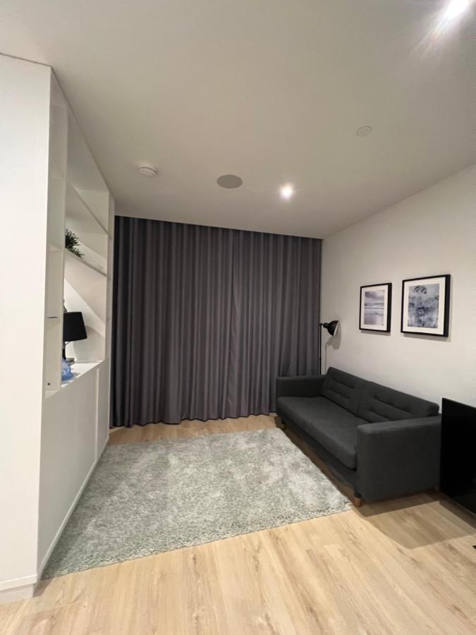 London Heathrow Airport Apartment Voyager House Terminal 12345 - Ev Electric And Parking Available Hillingdon Exterior foto