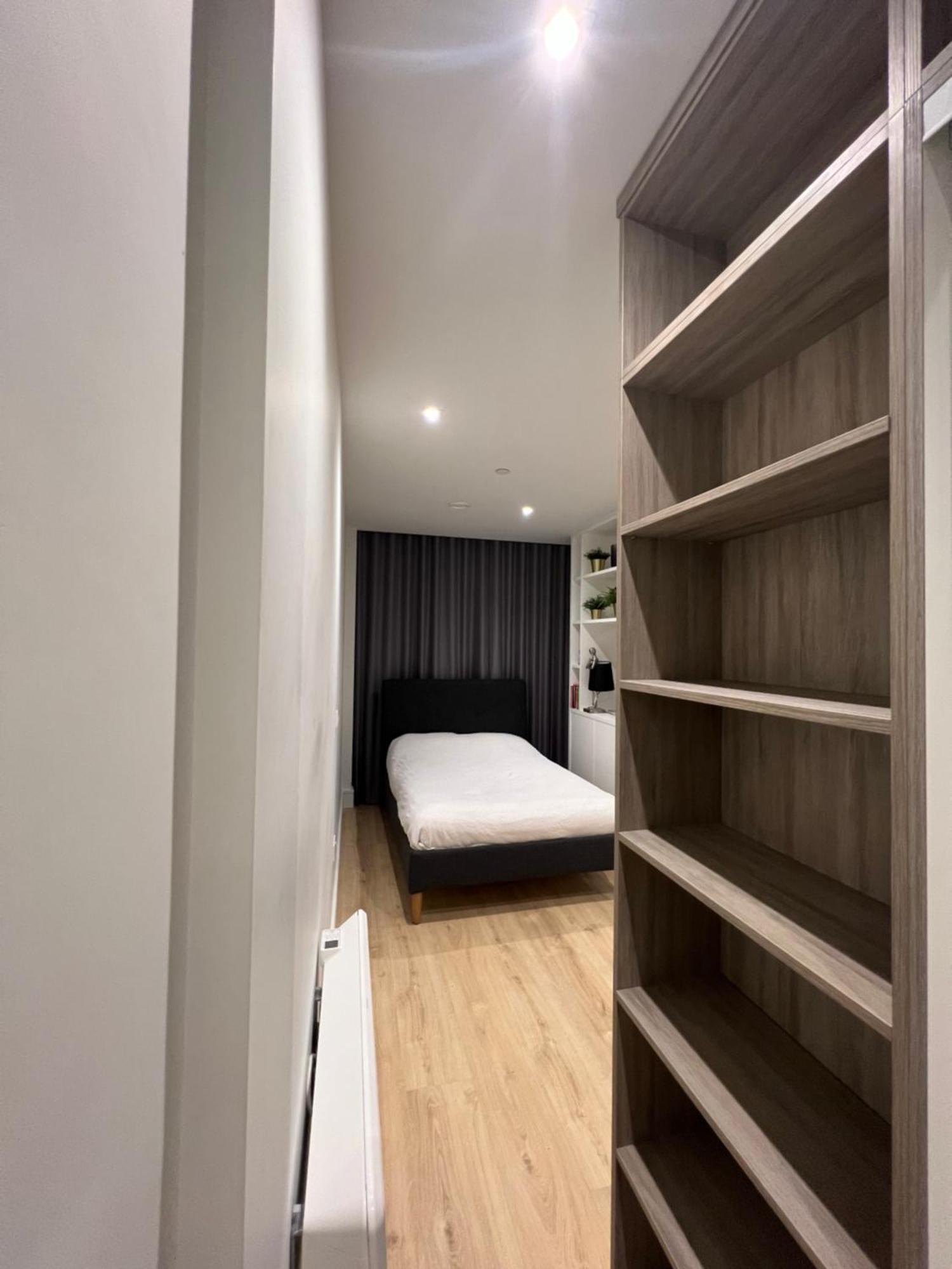 London Heathrow Airport Apartment Voyager House Terminal 12345 - Ev Electric And Parking Available Hillingdon Exterior foto